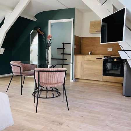 The Florestia Magnificent Renovated Loft 阿姆博斯 外观 照片