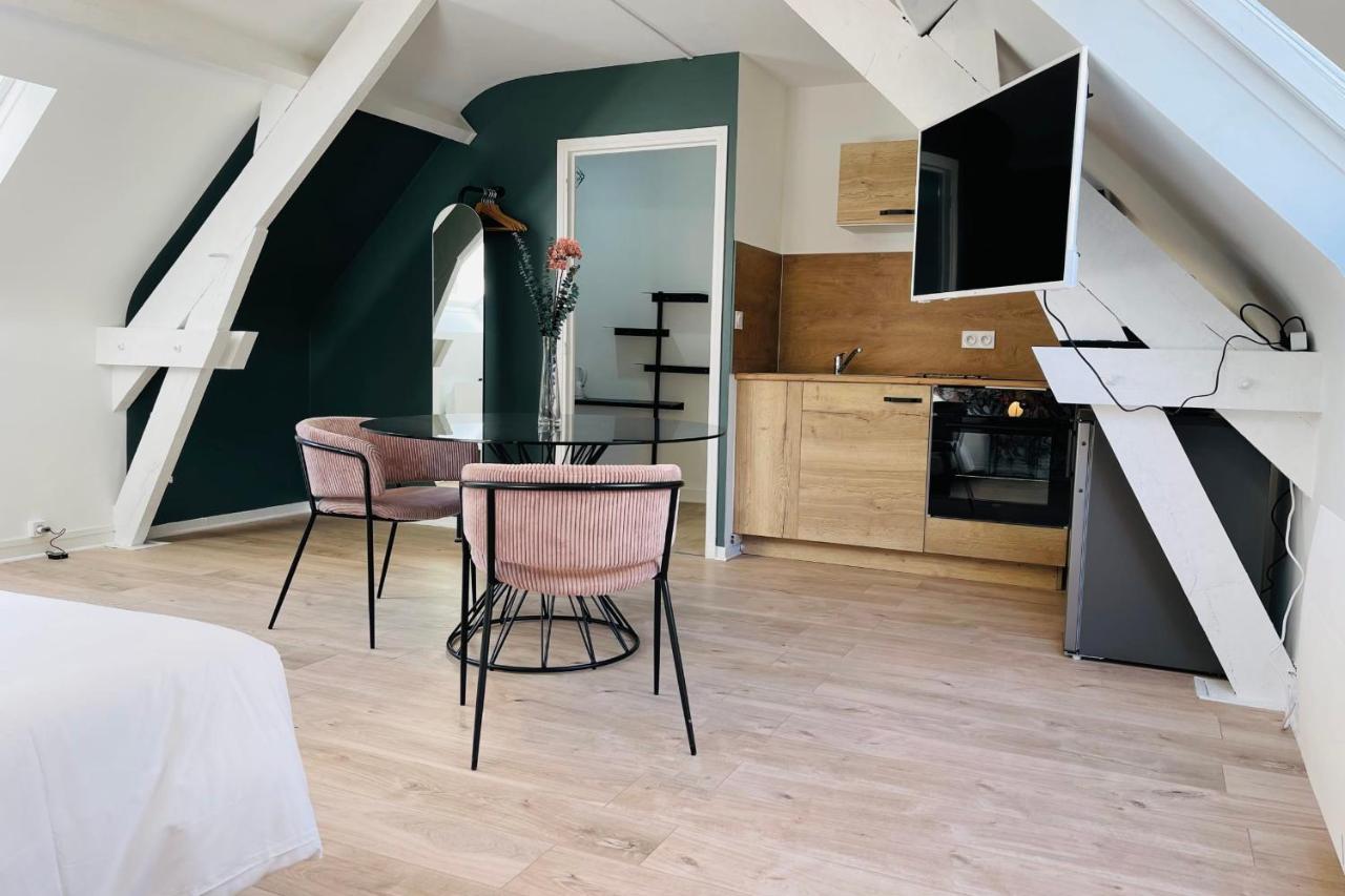 The Florestia Magnificent Renovated Loft 阿姆博斯 外观 照片