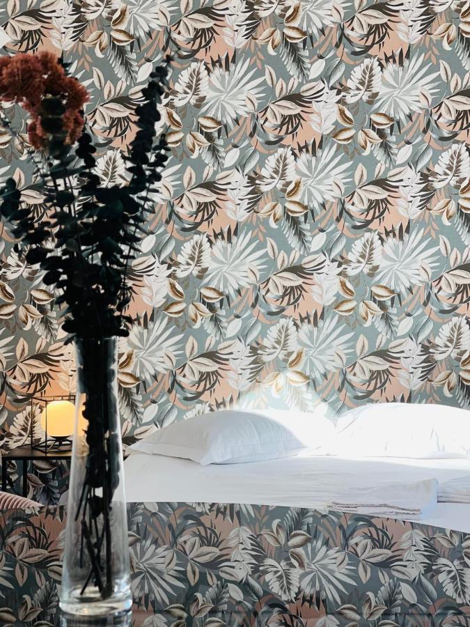 The Florestia Magnificent Renovated Loft 阿姆博斯 外观 照片